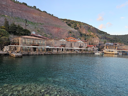 Assos Antik Limanı