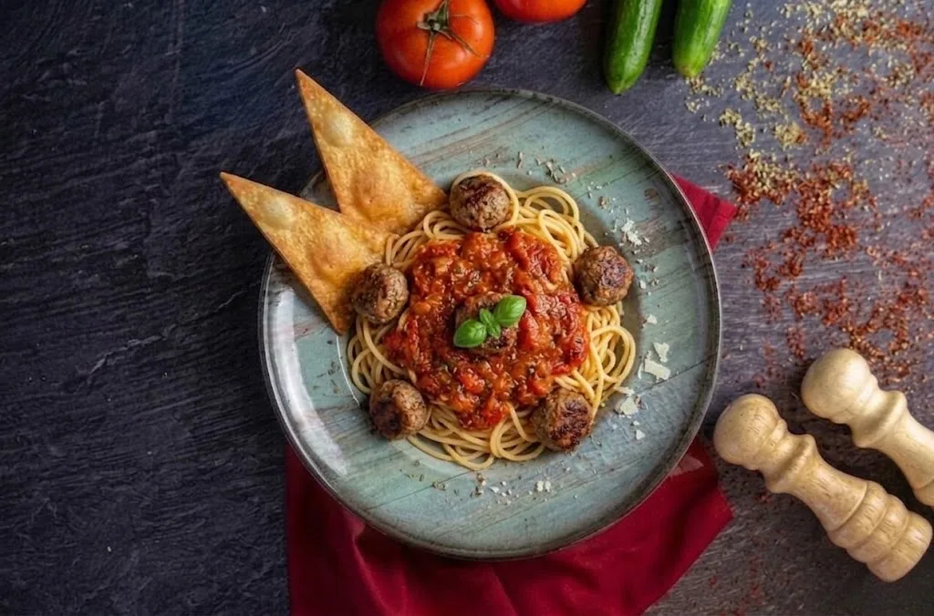 Köfteli Spaghetti
