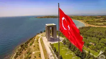 Gökyüzüne Yükselen Minnet: Çanakkale Şehitler Abidesi